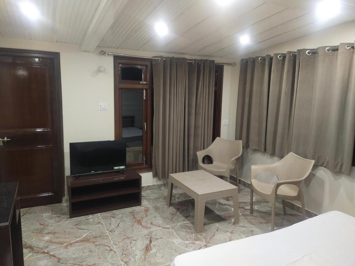 Dhanlaxmi Apartments Shimla Exterior photo