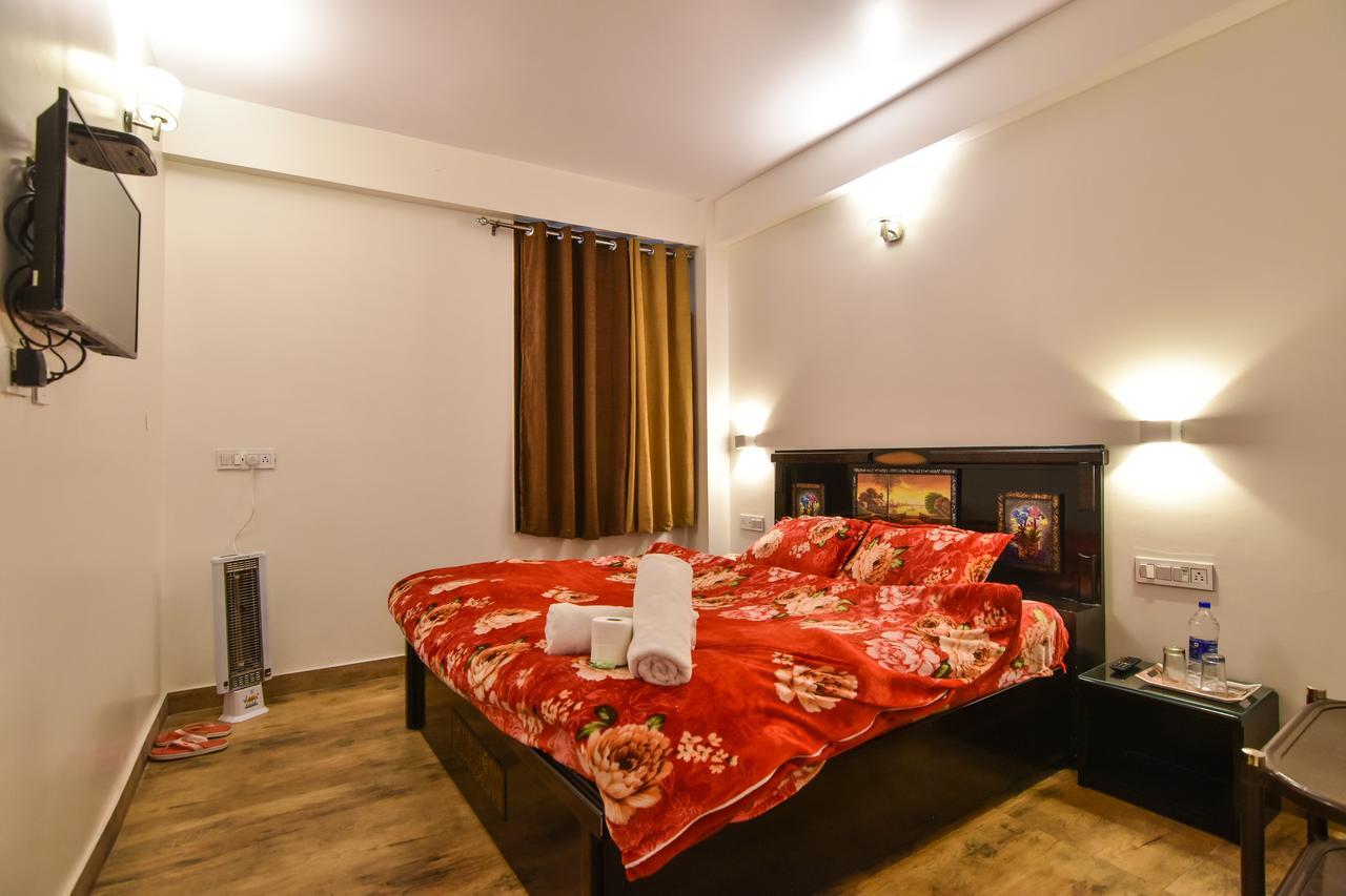 Dhanlaxmi Apartments Shimla Exterior photo