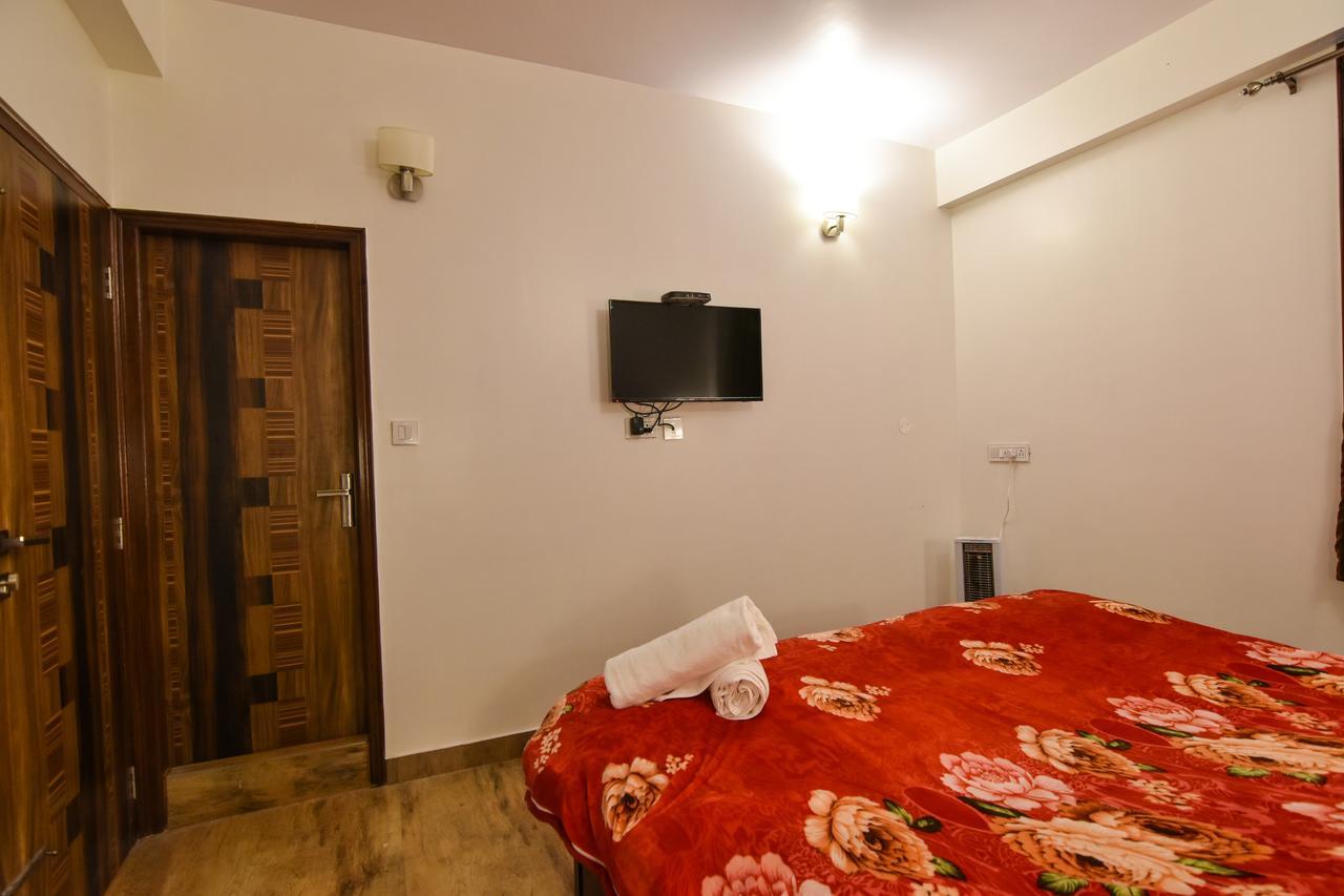 Dhanlaxmi Apartments Shimla Exterior photo