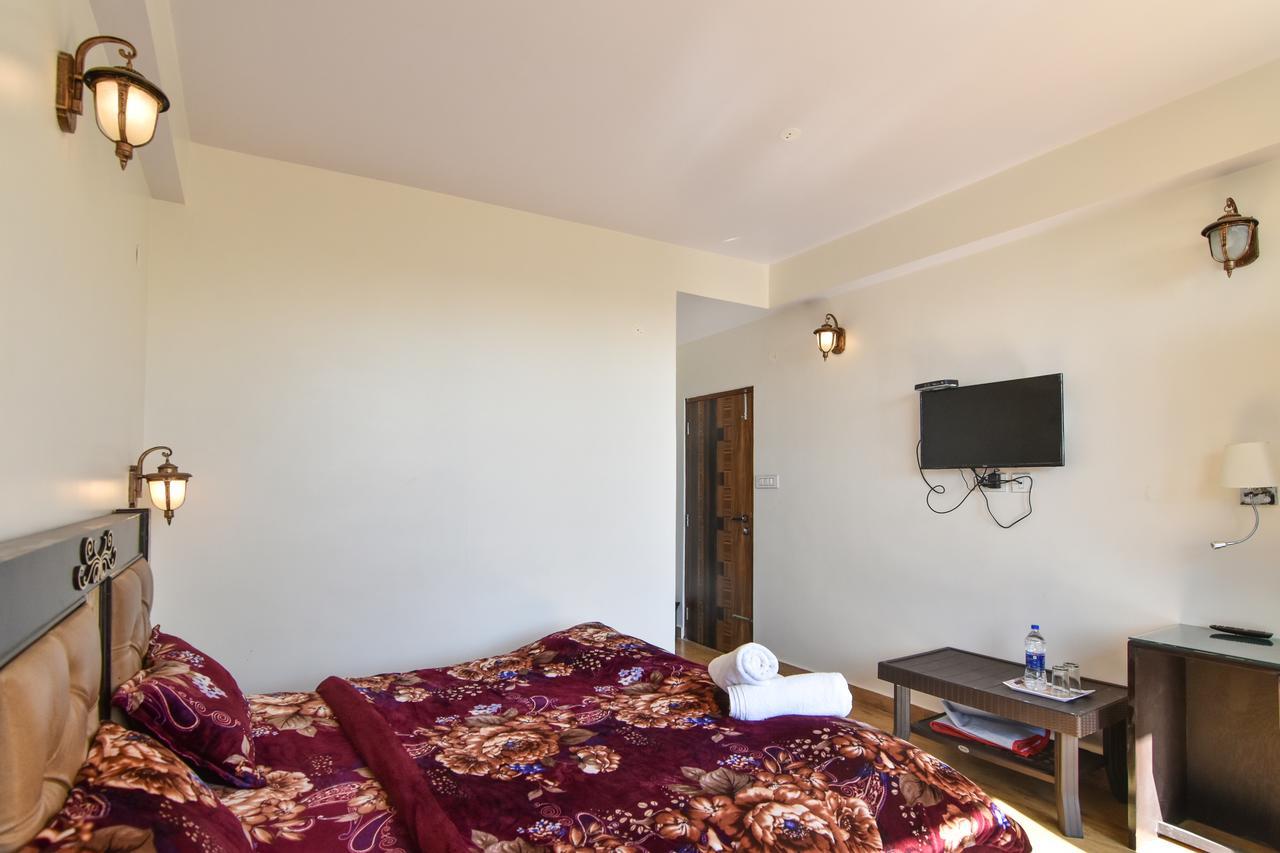 Dhanlaxmi Apartments Shimla Exterior photo